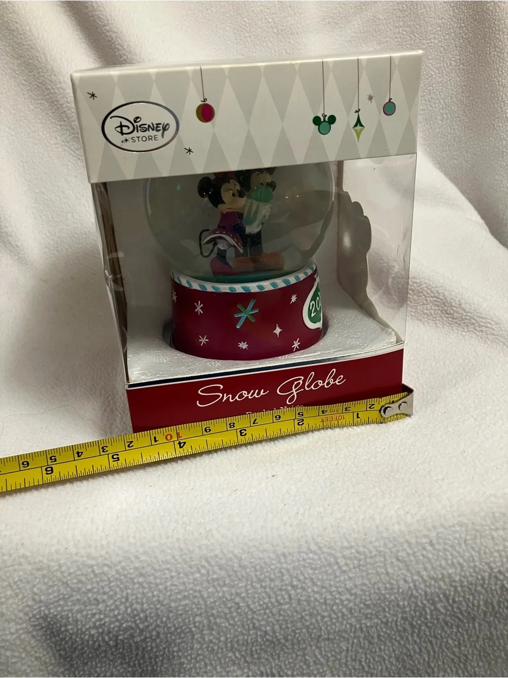 2014 Disney Store Mickey and Minnie Mouse Holiday Snow Globe NIB